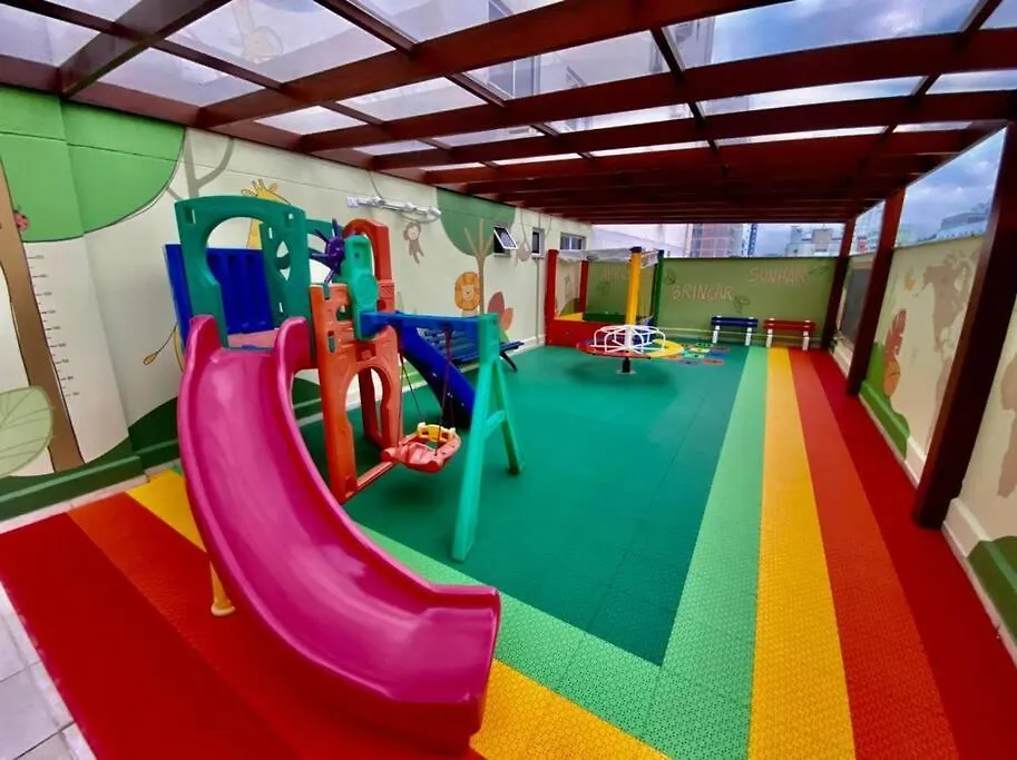 Lindo Apto Com Otima Localizacao Balneário Camboriú