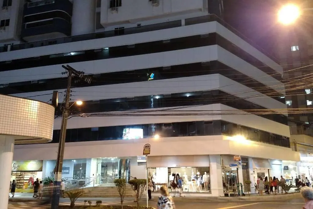 Lindo Apto Com Otima Localizacao Balneário Camboriú شقة